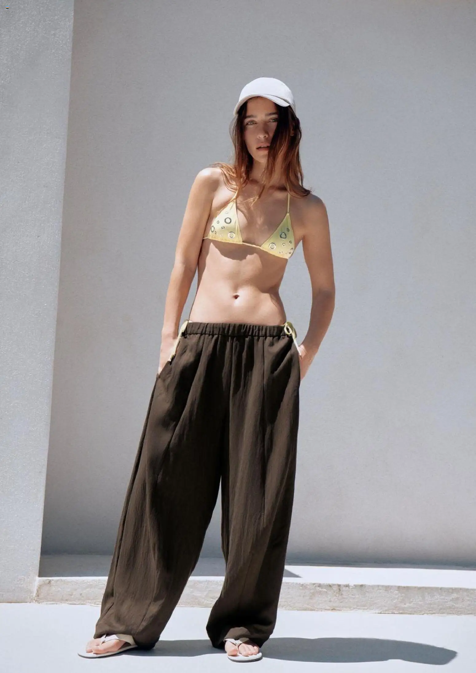 Vista previa las ofertas de la tienda Zara - Zara catálogo Verano desde el 01/07/2026 